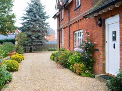 Professional  experts near Kent