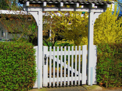 Fencing contractors in Kent
